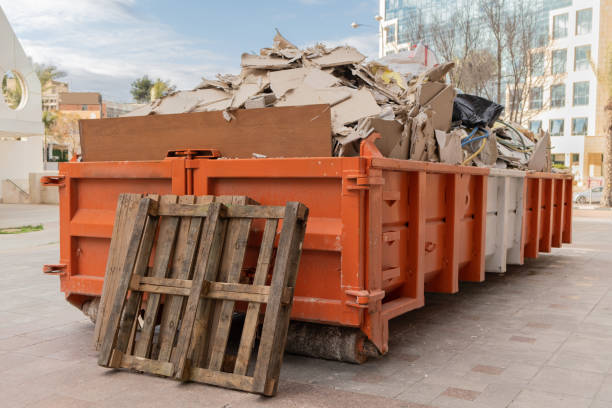 Best Garage Cleanout Services  in Centerville, IA